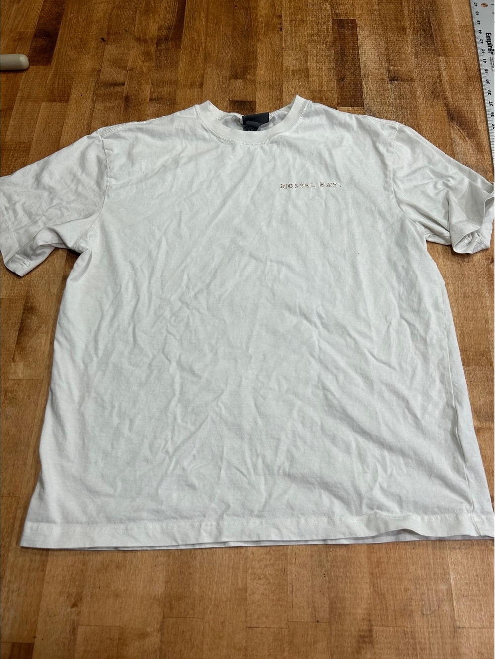 H&M White mossel bay Graphic T-Shirt Medium